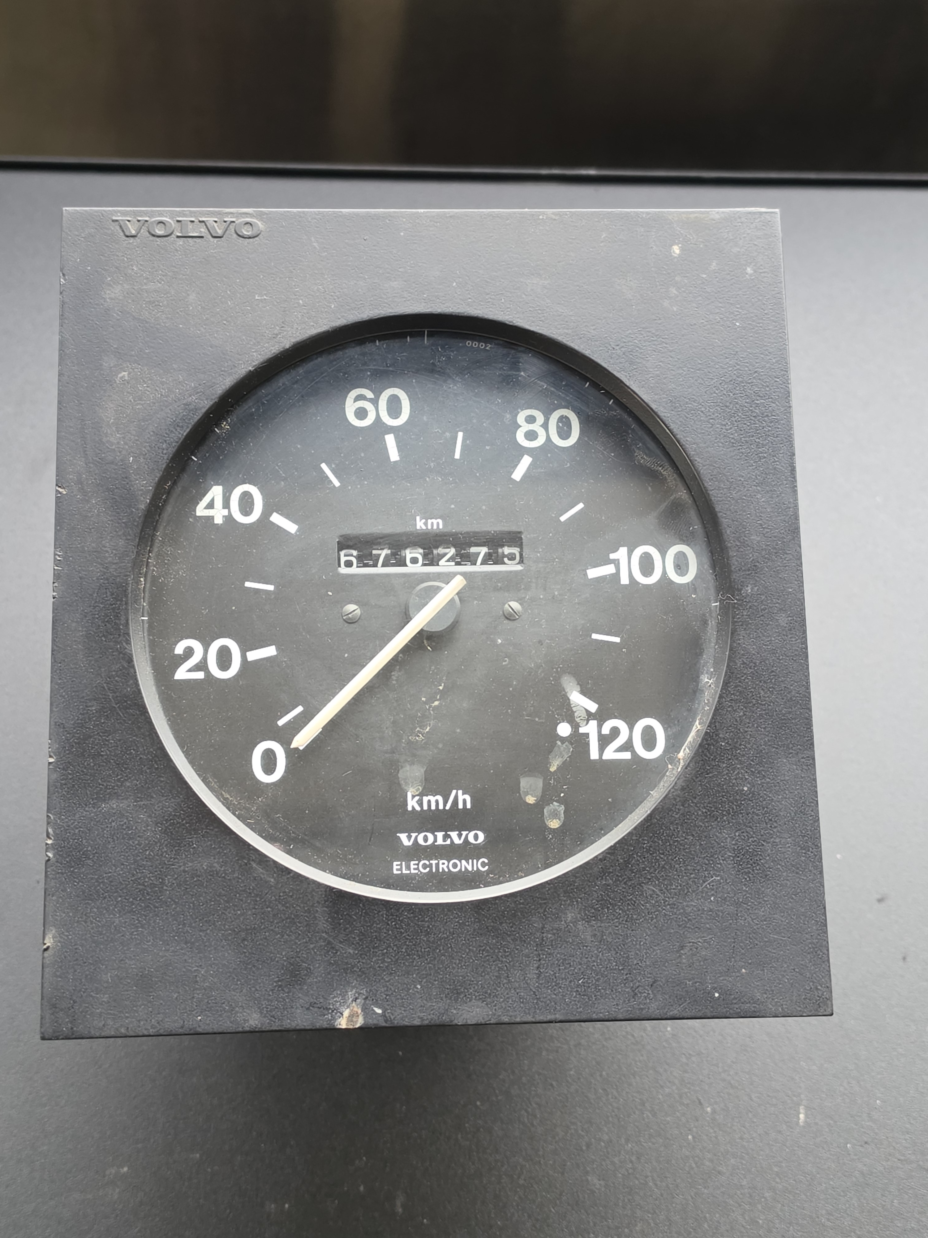 Volvo B10M Speedo photo 1
