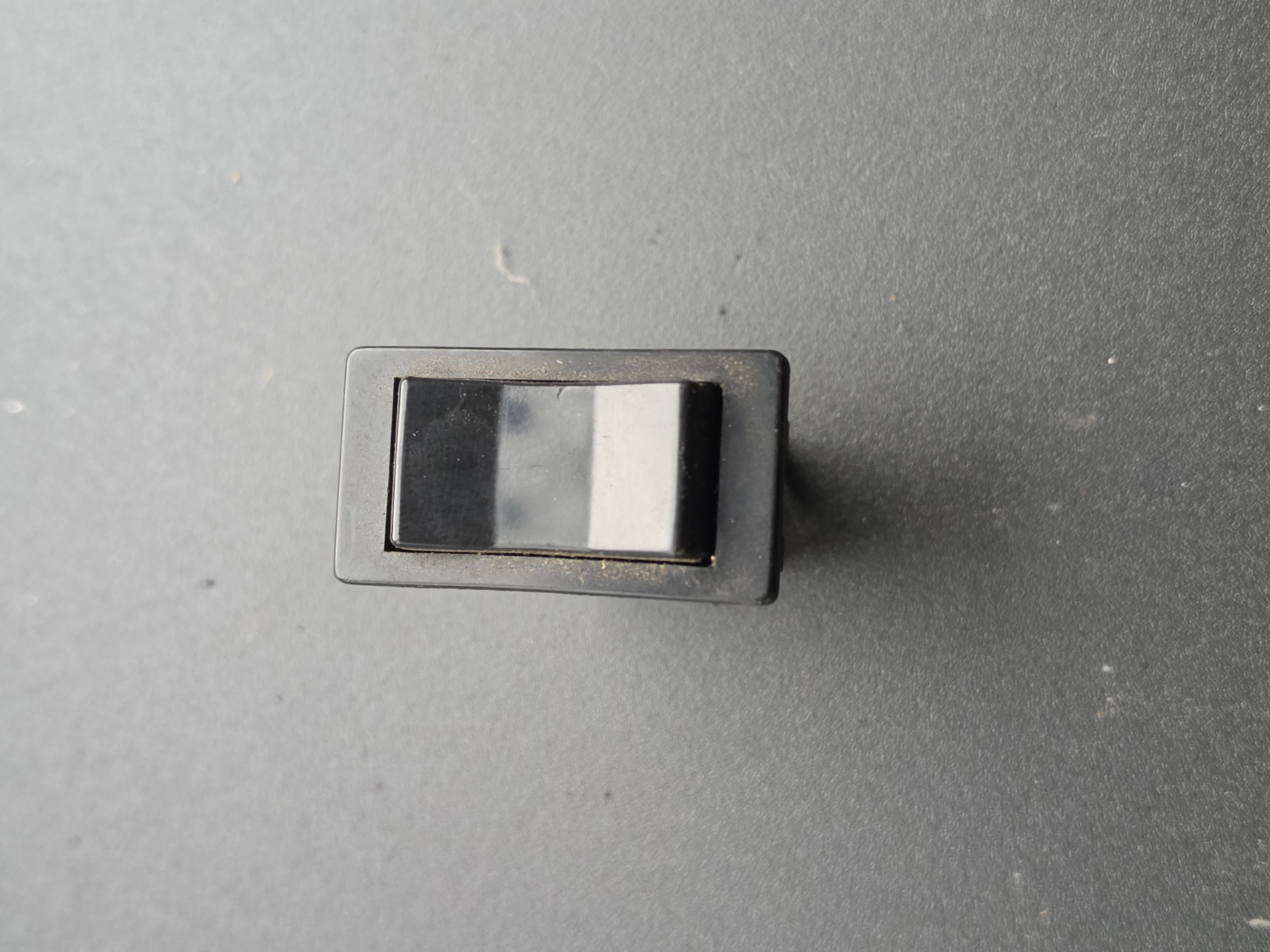 24v 3 way Switch photo 1