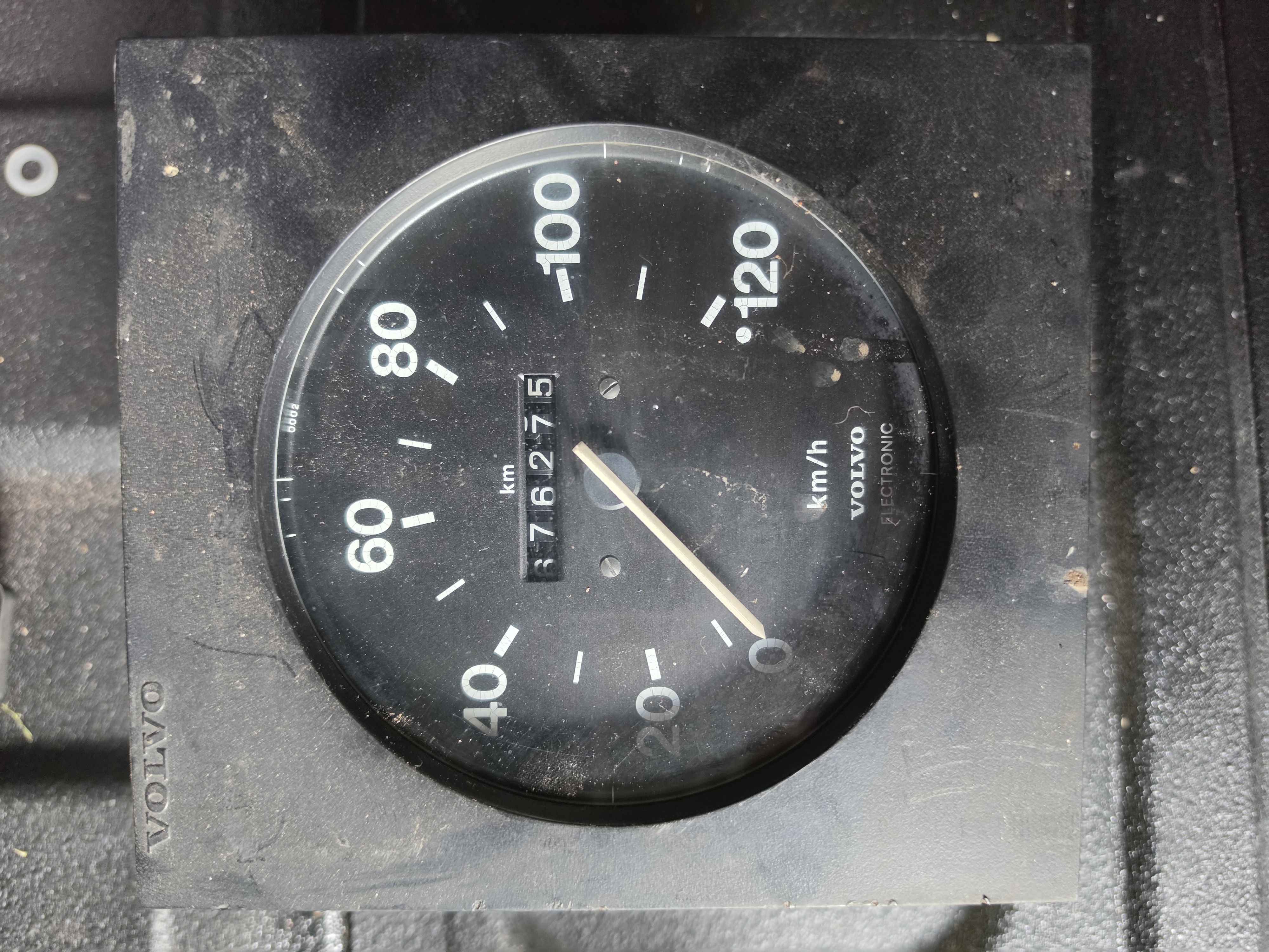 Volvo B10M Speedo